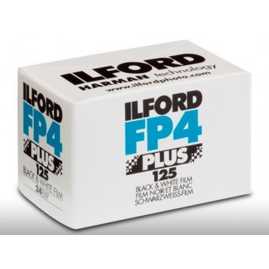 ILFORD FP4 135 24 poses  